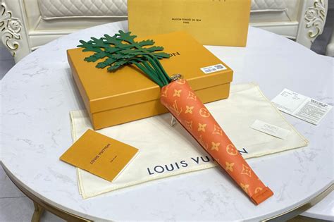 lv carrot bag